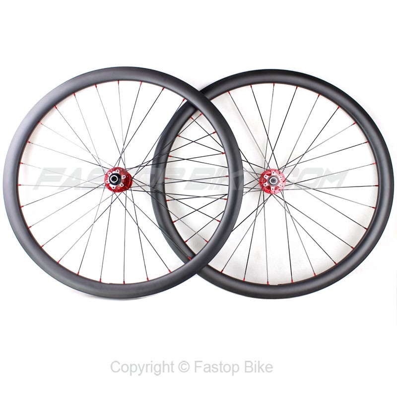 700C Road Disc Brake Wheelset with Novatec Brake Hubs